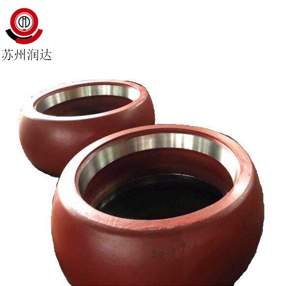 高鉻鑄鐵耐磨輥套生產(chǎn)的難點(diǎn)是什么？
